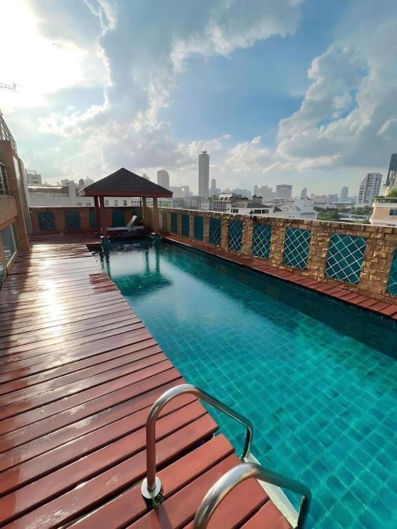 Go Inn Thonglor 23 โกอินน์ ทองหล่อ 23 X Bangkok Eksteriør billede